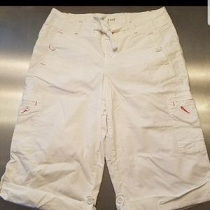 LANE BRYANT SZ14 CARGO CAPRI/SHORTS